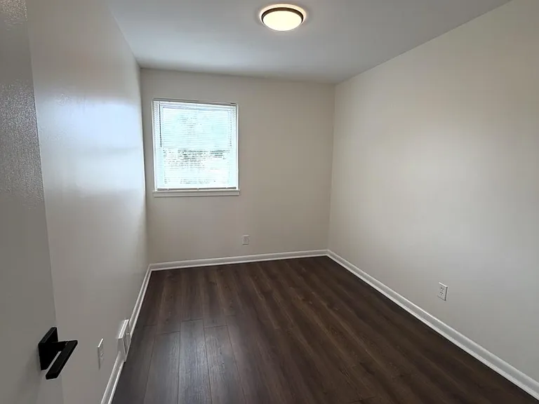 3628 Genesee Dr — Photo 7