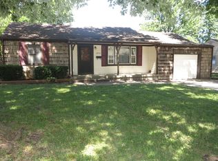 12712 7th St, Grandview, MO 64030