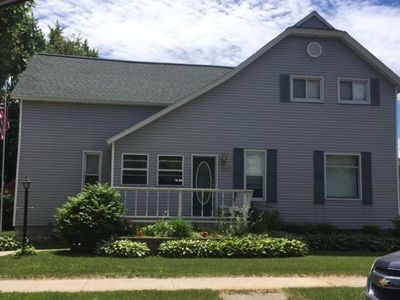 1143 Parnell St, Marinette, WI, 54143