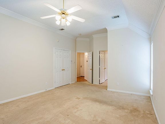 4th image of 1304 Pagewynne Dr