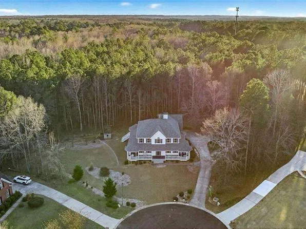 155 Canal Pl, Fayetteville, GA 30215