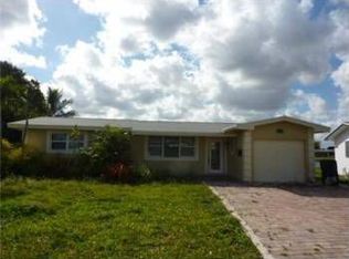 8420 NW 14th St, Pembroke Pines, FL 33024