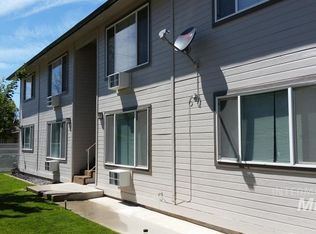 1011 Holly St, Nampa, ID 83686