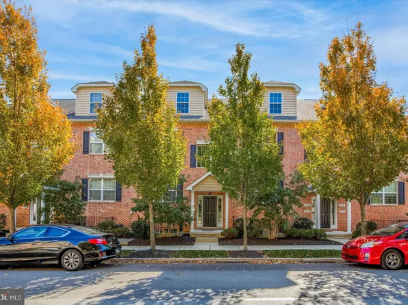 805 Spring Mill Ave, Conshohocken, PA 19428