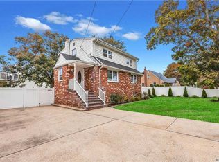 320 American Blvd, Brentwood, NY 11717