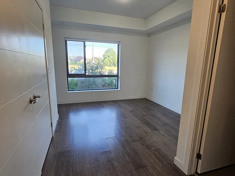 369 Essa Rd #96 — Photo 4