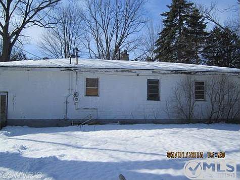2nd image of 3096 McDermott St