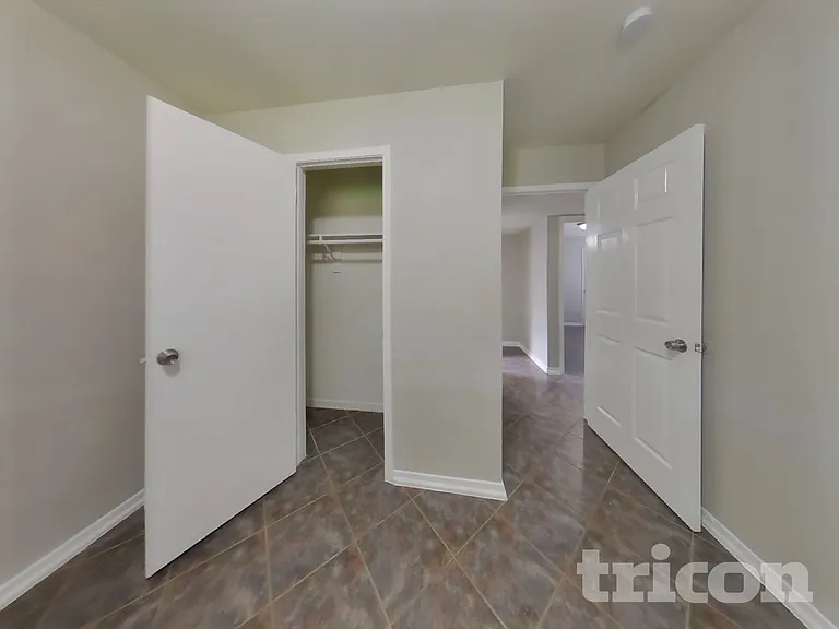 1910 Barnsley Ln — Photo 11