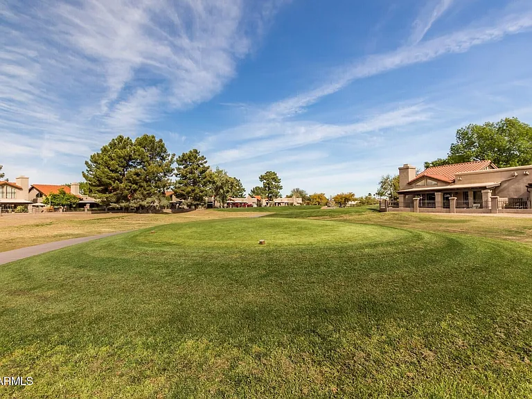 4106 E Sunnyside Dr — Photo 40