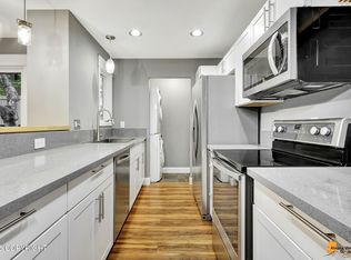 7510 Foxridge Way #2-A, Anchorage, AK 99518