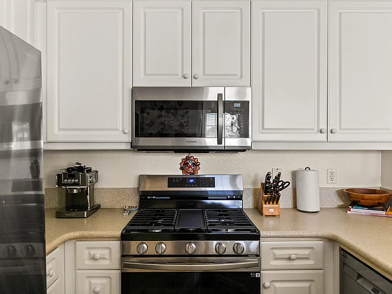 662 Sweet Pea Pl — Photo 8