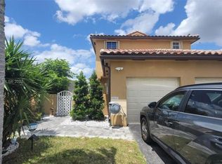 18447 NW 21st St, Pembroke Pines, FL 33029