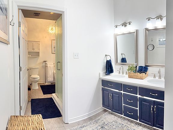 5th image of 1500 Bayou Blvd #1