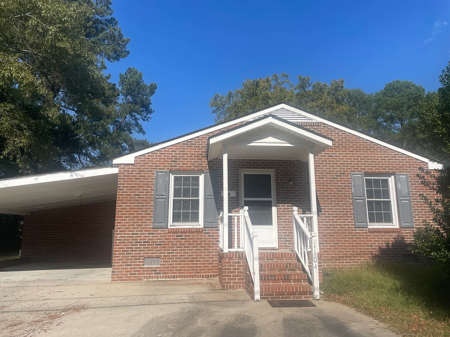 2 bed, 1186 sqft, $925 — Photo 1