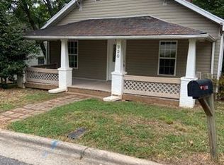 930 Cherry St, Statesville, NC 28677