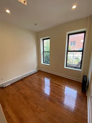 Rented by Landmark Realty & Management | media 20