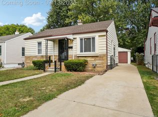 553 E Annabelle Ave, Hazel Park, MI