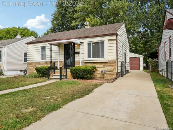 553 E Annabelle Ave, Hazel Park, MI 48030