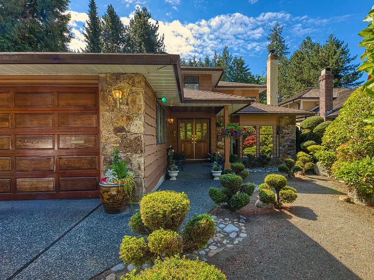 1511 Fintry Pl — Photo 2