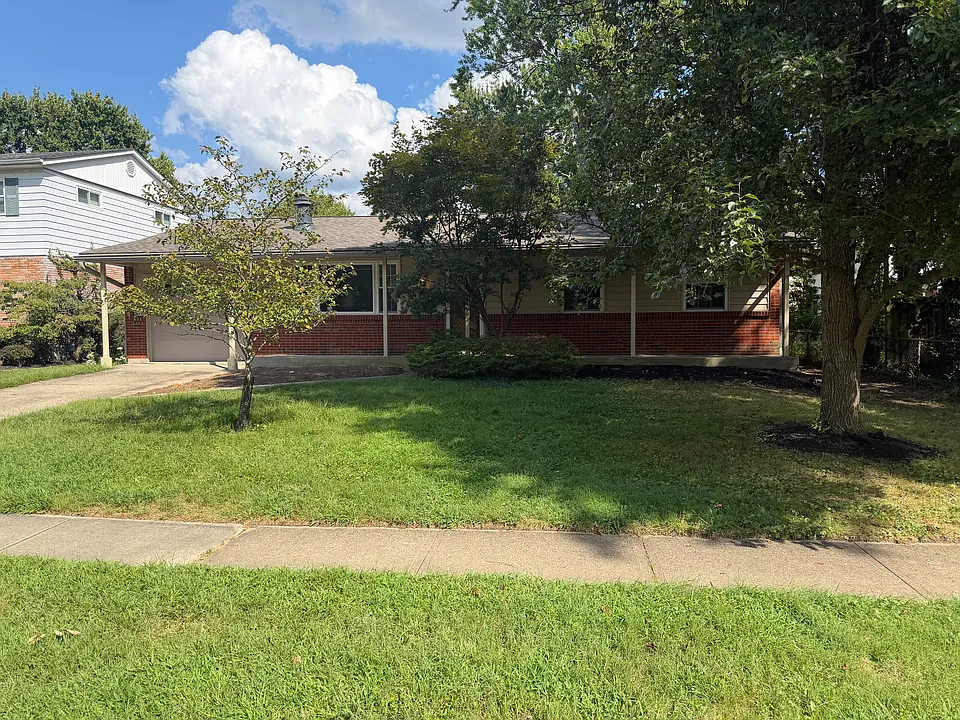 1658 Yellowglen Dr