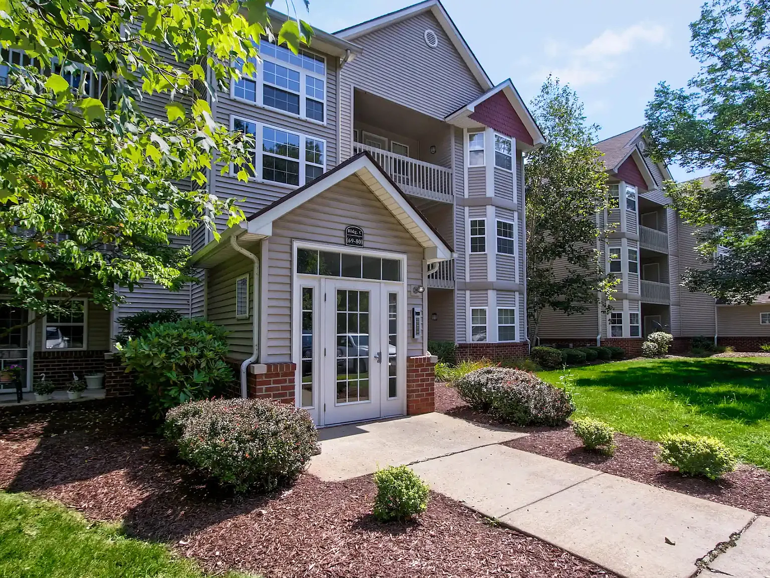 Southcreek apartments — Photo 1
