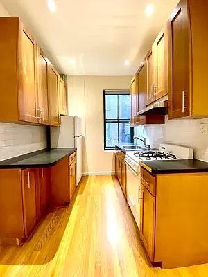 1st image of 531 E 78th St APT 5E