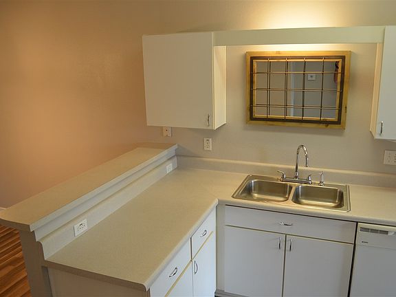 4th image of 8157 Heirloom Dr