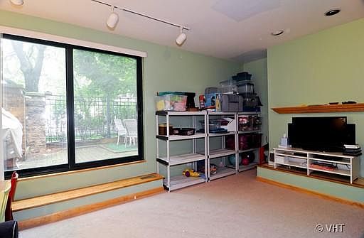 4th image of 2501 N Wayne Ave APT 1