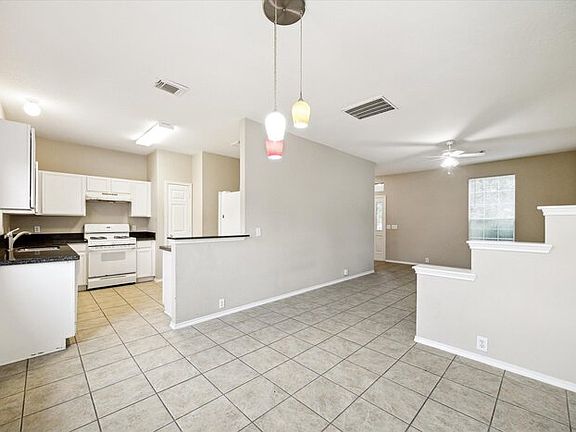 5th image of 18730 Sandelford Dr