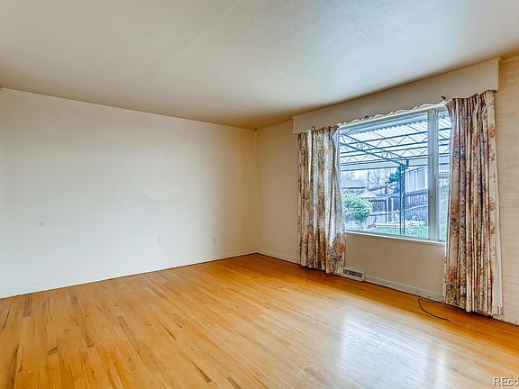 3rd image of 1870 S Paseo Way