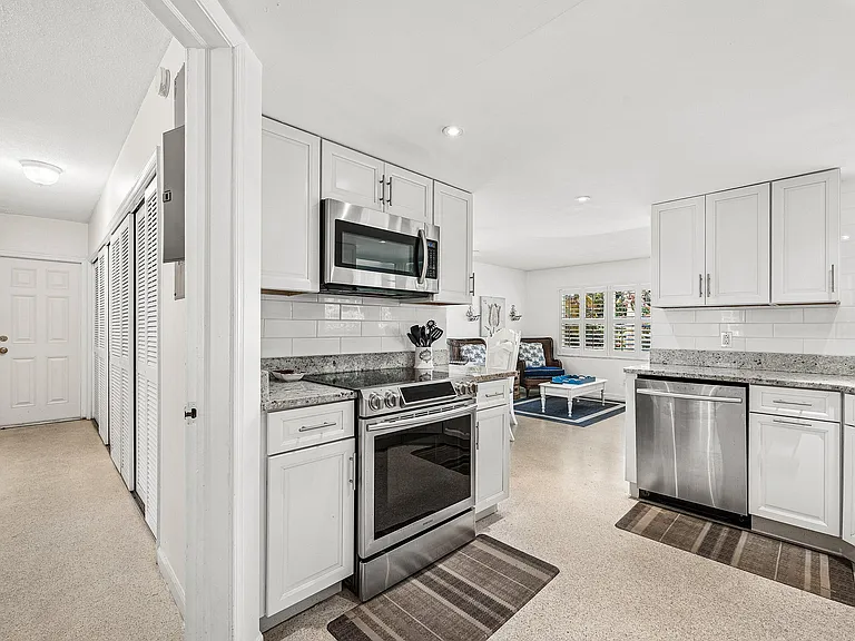 5550 Osprey Dr — Photo 17