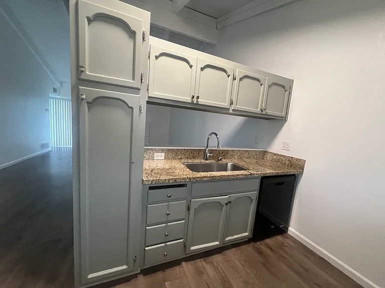 2700 La Palma Dr — Photo 7