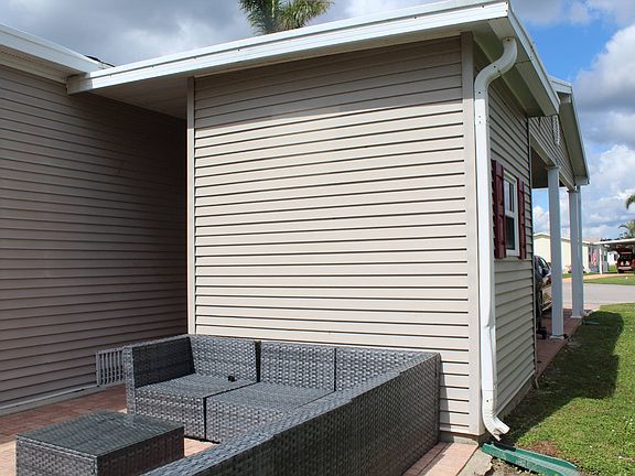 3rd image of 3854 Wildview Ct #300