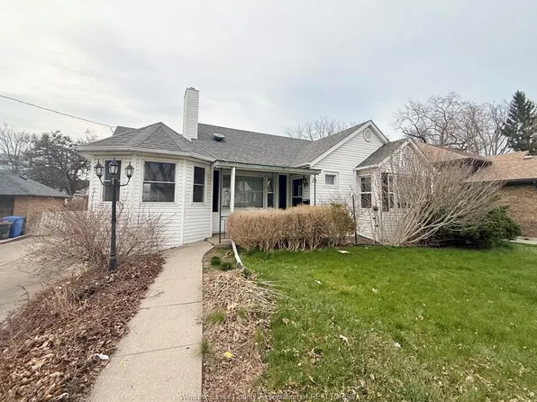 23 Marlborough St E, Leamington, ON N8H 1W6