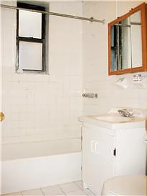 Rented by RA Partners | media 50