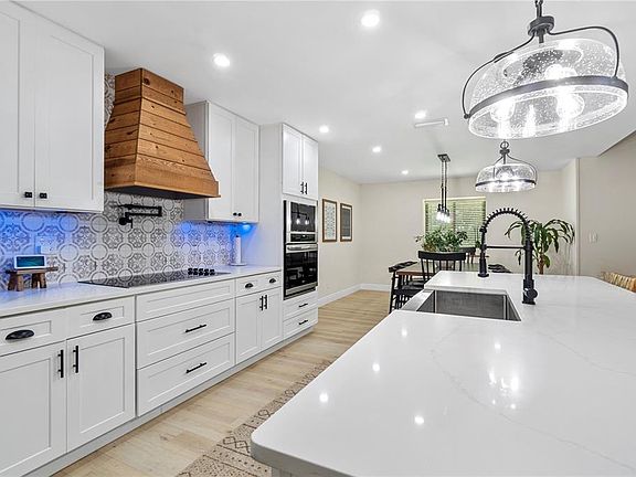 3rd image of 3971 SE 23rd Ave
