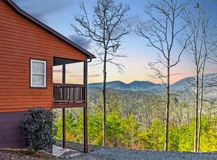 1853 Creekstone Rdg, Young Harris, GA 30582