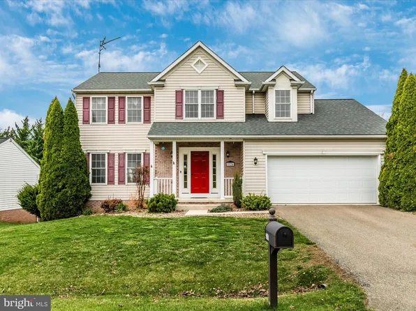9924 Stephanie Ln, Hagerstown, MD 21740