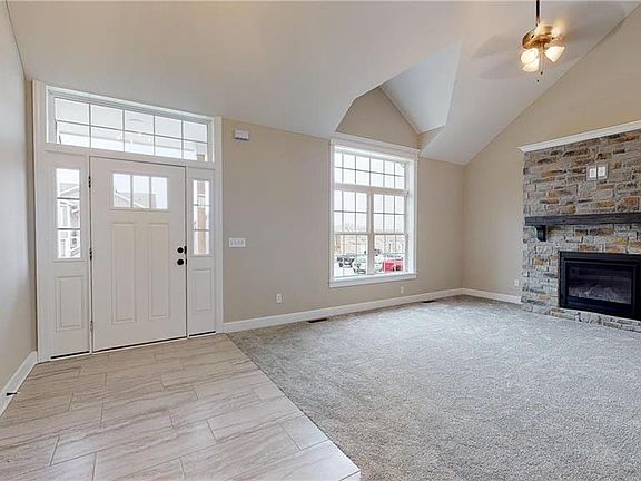 2nd image of 7103 NE 116th Pl