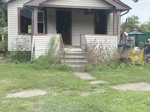 912 Lexington Ave, Flint, MI 48507