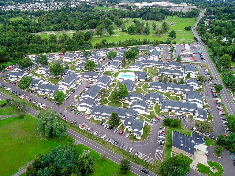 Townhomes at Gateway — Photo 21