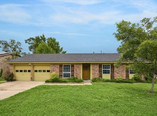 9242 Blankenship Dr, Houston, TX 77080
