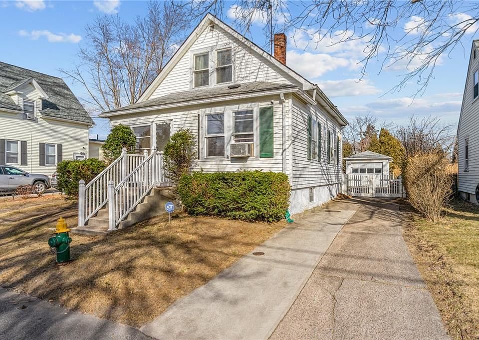 1st image of 26 Dale Ave