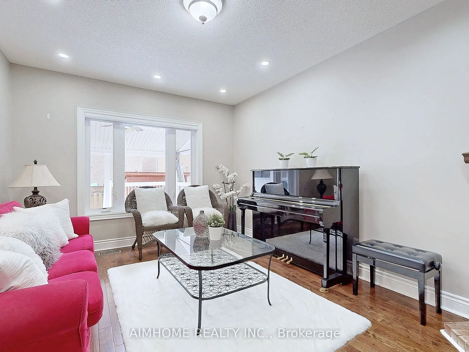 4 bed, $3,000 — Photo 3