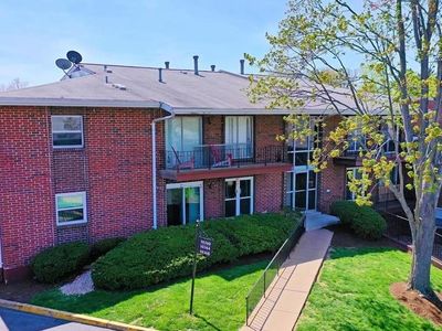 10360 Forest Brook Ln APT G, Saint Louis, MO, 63146