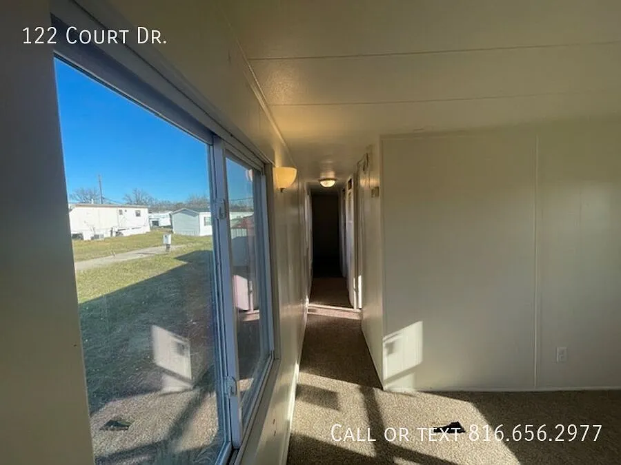 Building Photo - 122 Court Dr