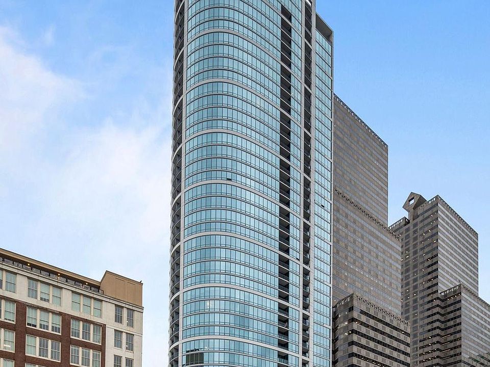 1st image of 2101 Market St Unit 3902
