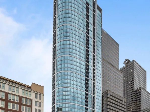 2101 Market St Unit 3902, Philadelphia, PA 19103