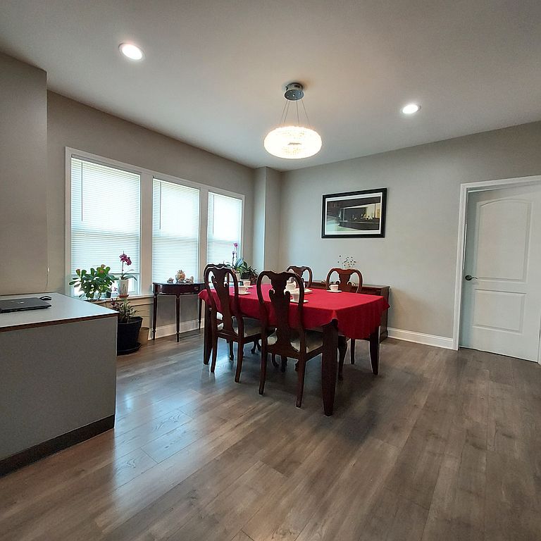 903 Drackert St - Property Image