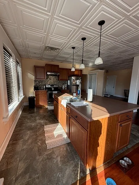 2 bed, 1200 sqft, $1,375 — Photo 3